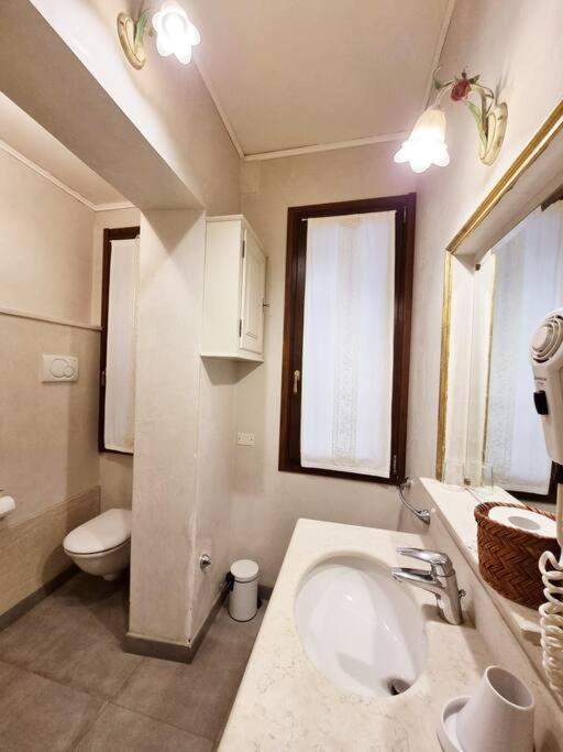 Ca'Briani Luxury - Behind S.Mark Square Венеція Екстер'єр фото